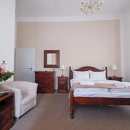 Hotel Zamecky Anton Florian Valtice